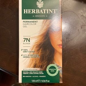 Herbatint hair color